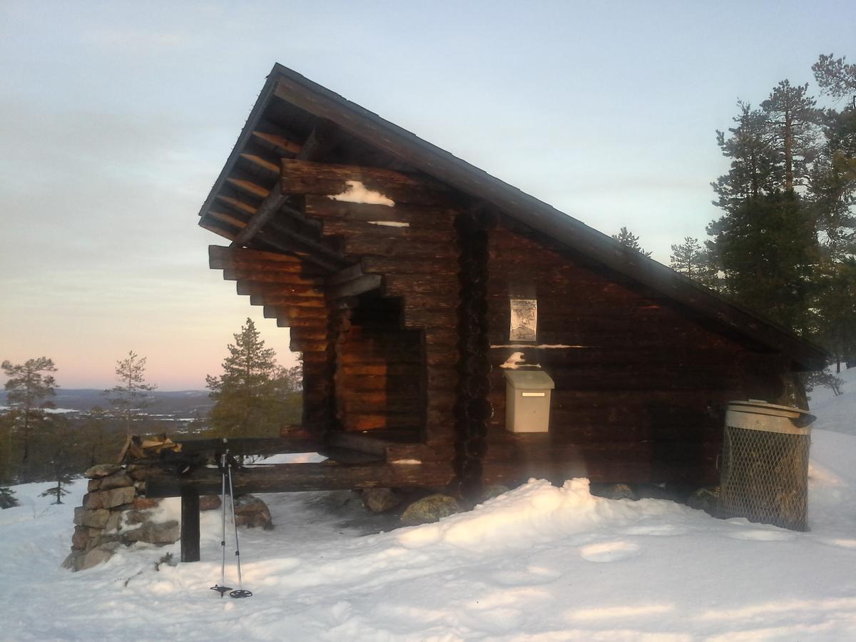 Vipati Cottage Ylitornio エクステリア 写真